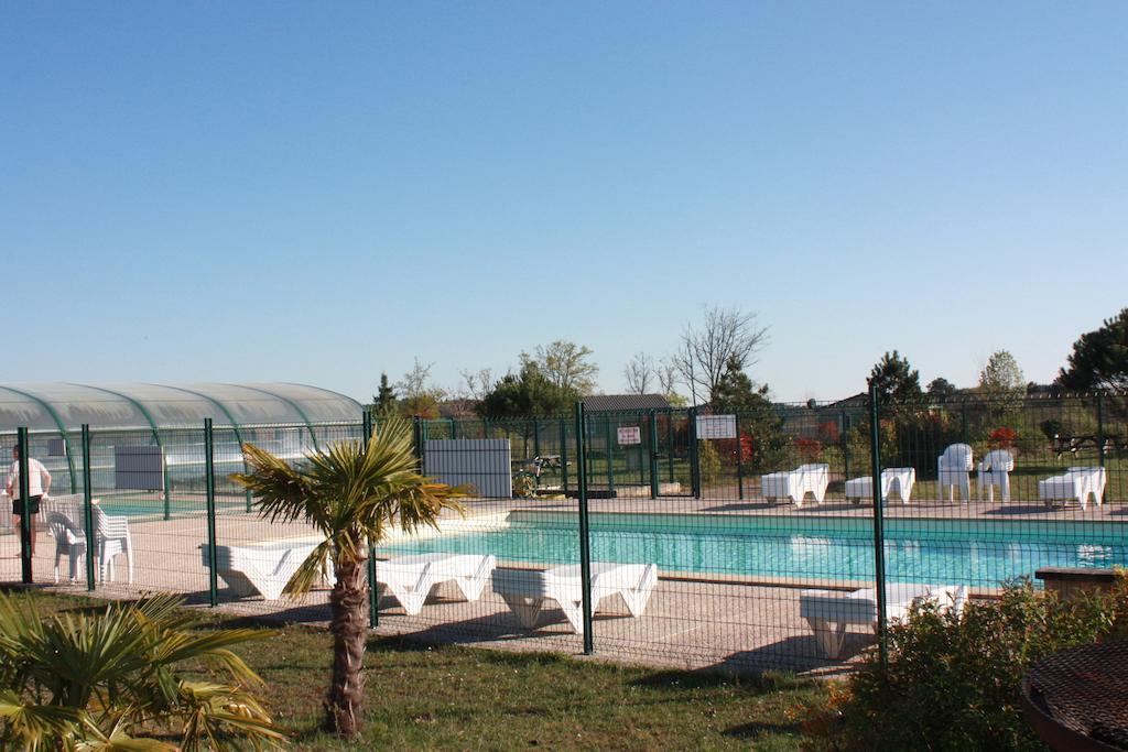 Cottages Du Lac De Miel Beynat Kültér fotó